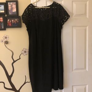 DB size 20 sheath dress with lace top